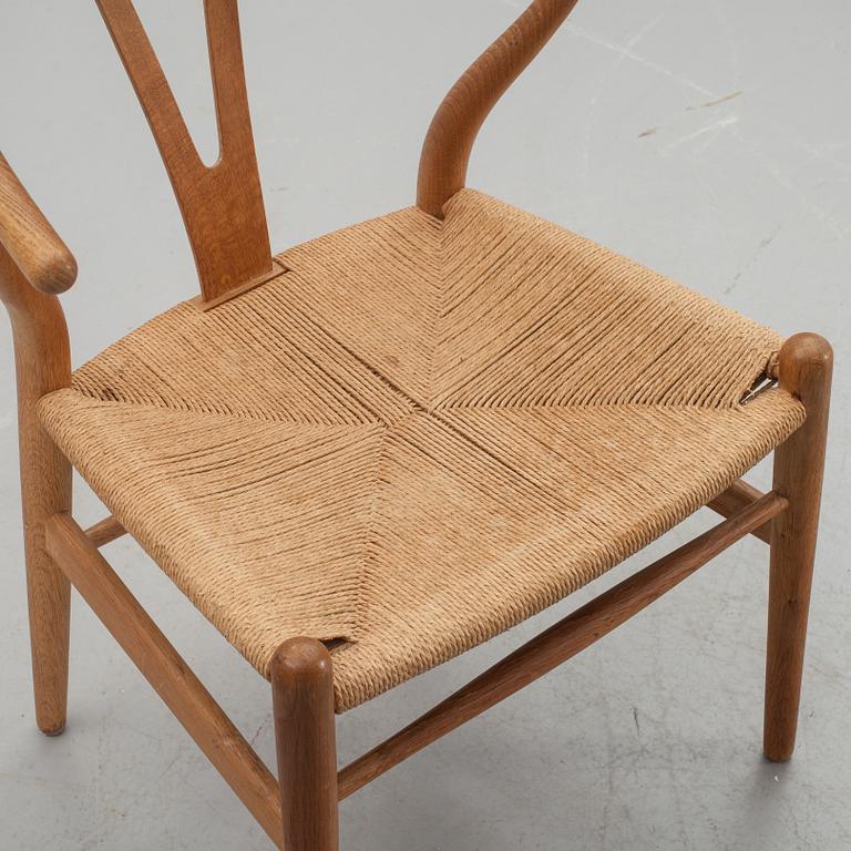 STOL, "Y-stolen", Hans J. Wegner för Carl Hansen & Son, Odense.