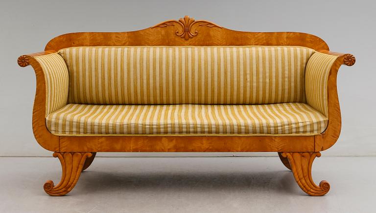 SOFFA, senempire, 1800-talets mitt.