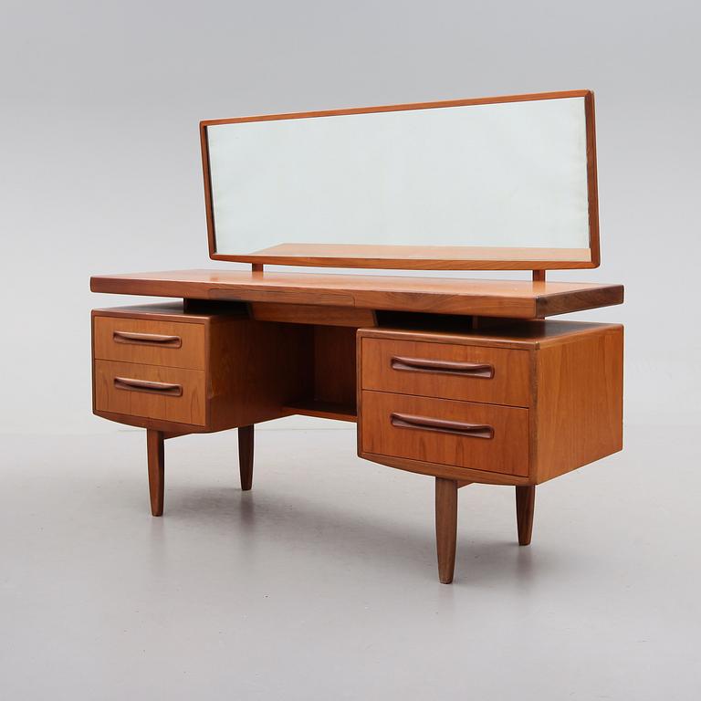 TOALETTBORD, möjligen G-plan, England, 1900-talets andra hälft.