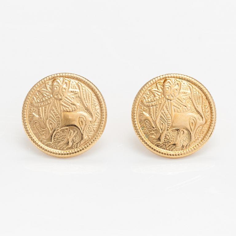 A pair of 18K gold earrings "Sun lion". Kalevala koru, Helsinki 2005.