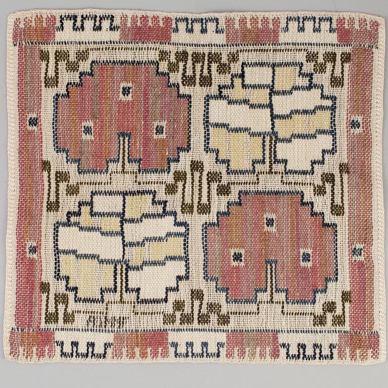 TWO TEXTILES FROM AB MMF (AB Märta Måås-Fjetterström).