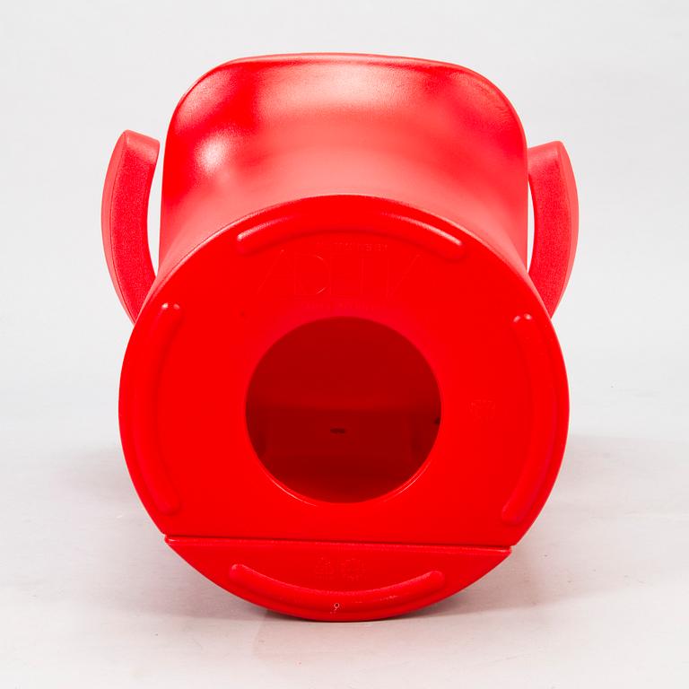 EERO AARNIO, nojatuolipari, "Focus 2", Adelta.