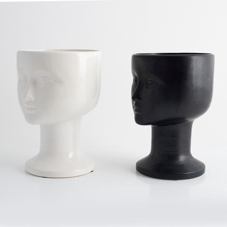 Lisa Larson, a pair of stoneware flower pots, Gustavsberg, second half of the 20th century.