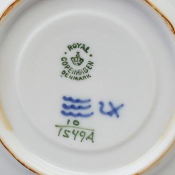 12 porcelain coffee cups and saucers 'Blå Blomst', Royal Copenhagen, Denmark.