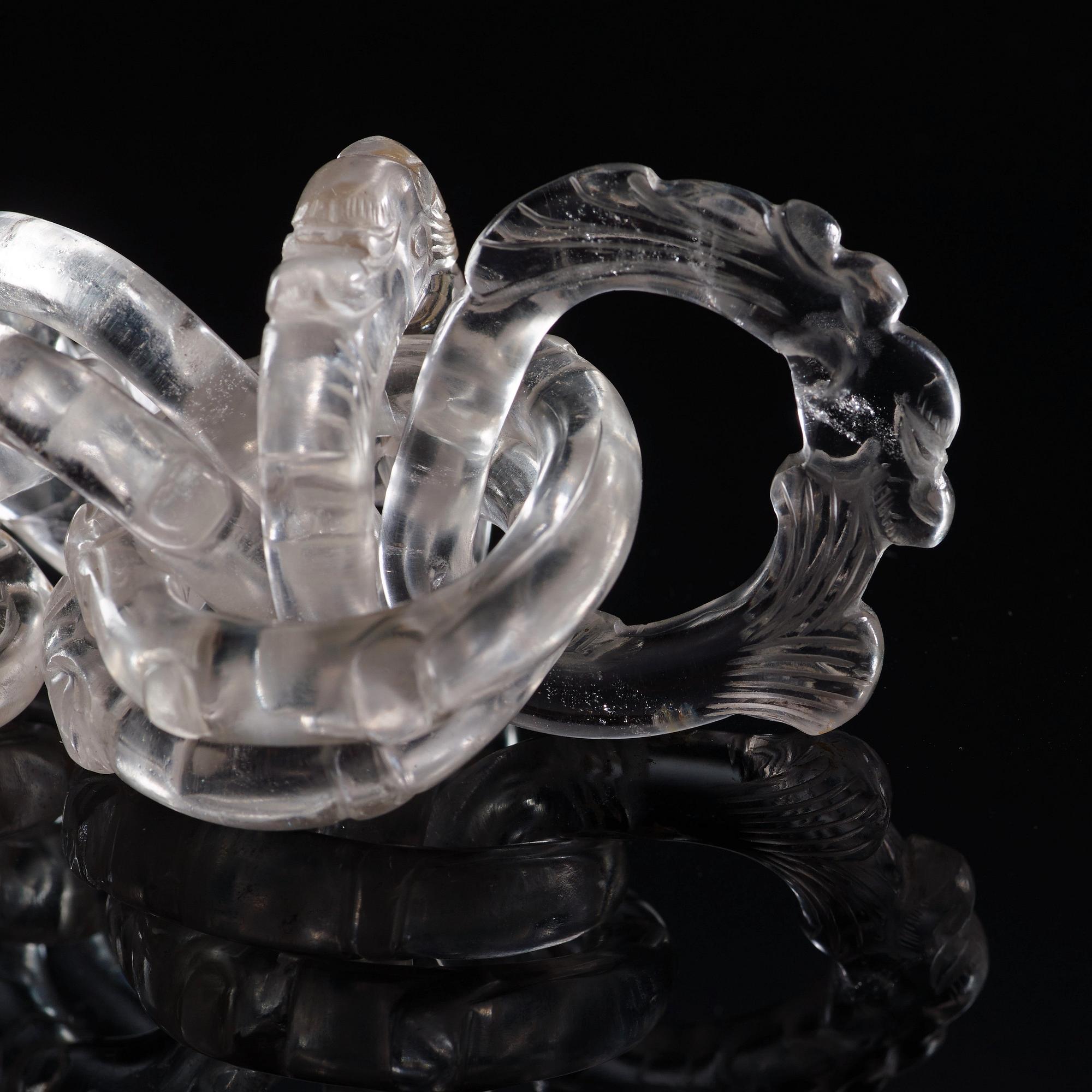 A rock crystal chain link, Qing dynasty (1644-1912).