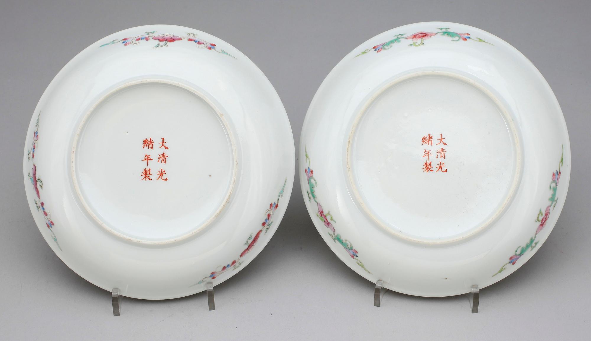 SKÅLFAT, ett par, porslin, Kina, Guangxu, 1900-tal.