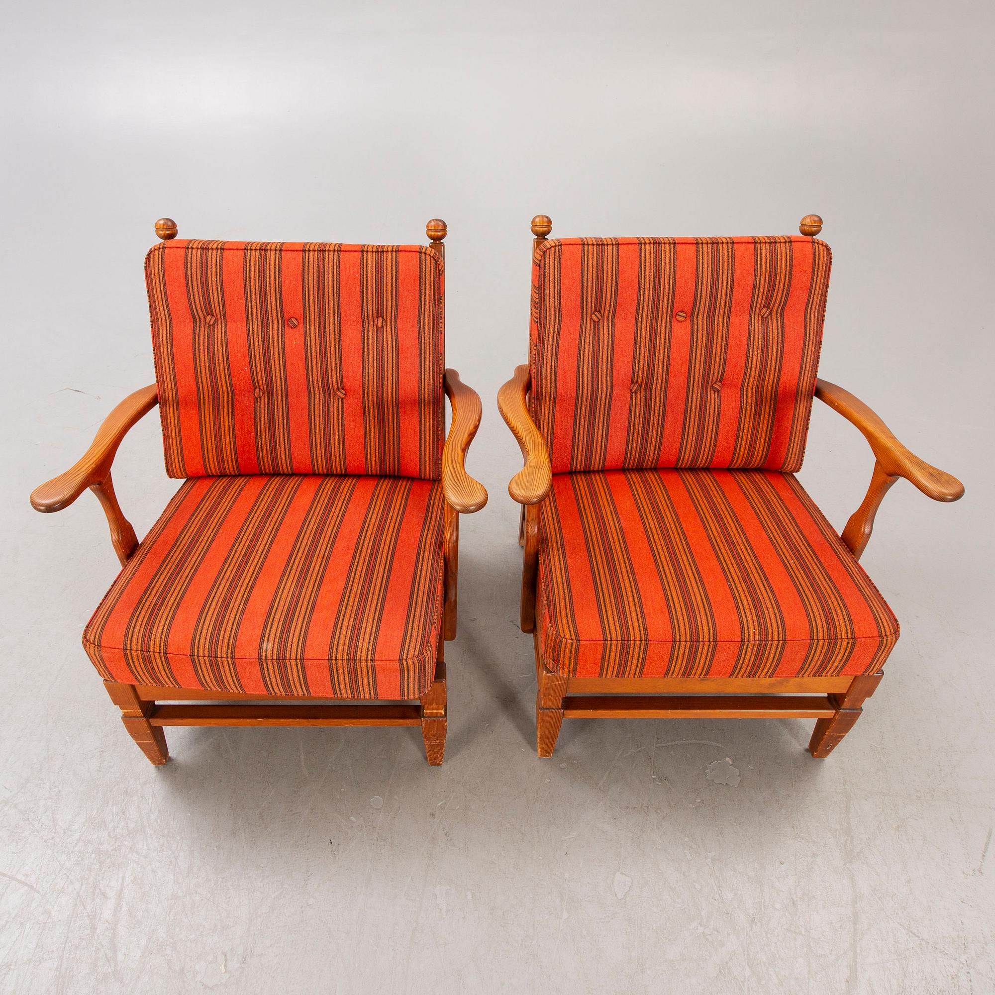 A pair of Gösta Göperts "åre" pine armchairs second part of the 20th century.