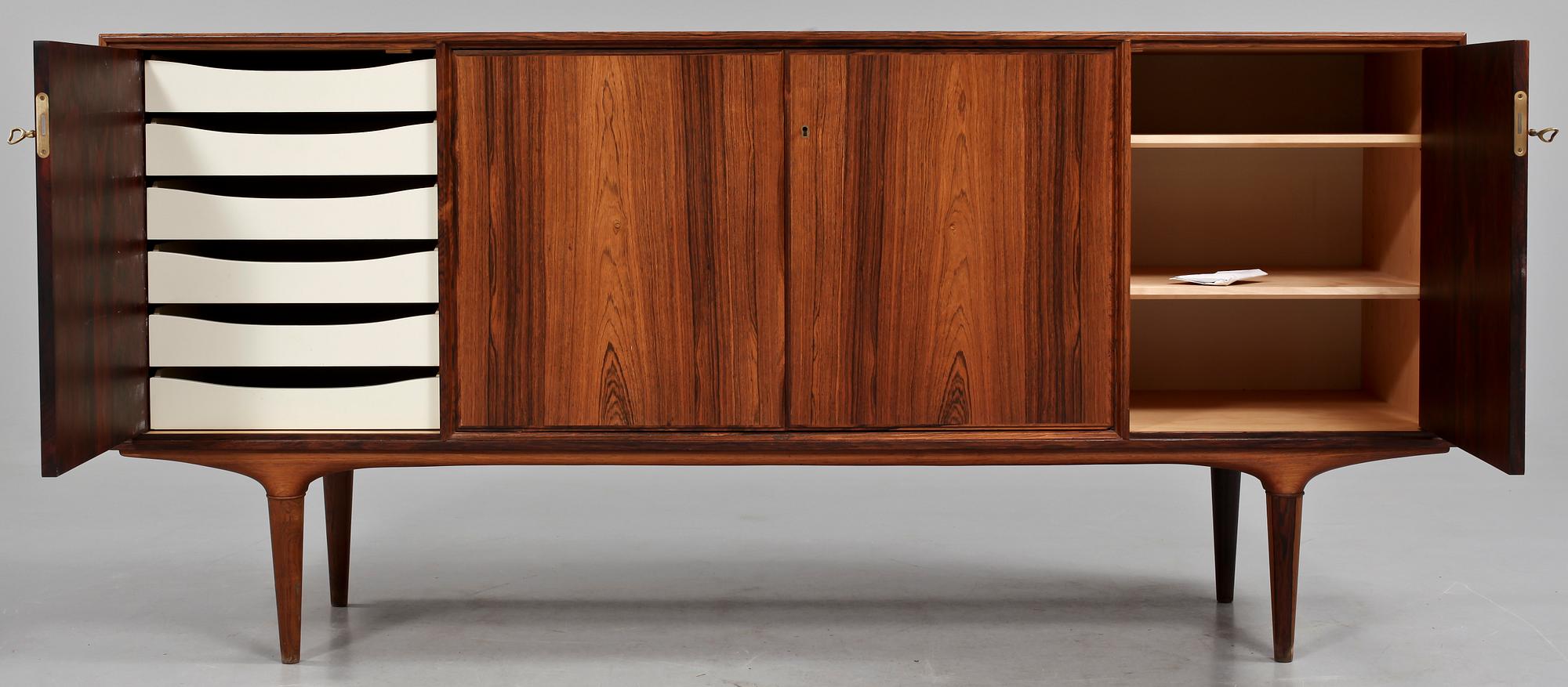 SIDEBOARD, "Cortina", Svante Skogh, Seffle Möbelfabrik, 1900-talets andra hälft.
