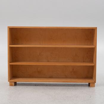 Bookshelf, functionalist style, Svenska Möbelfabrikerna Bodafors, 1940s.