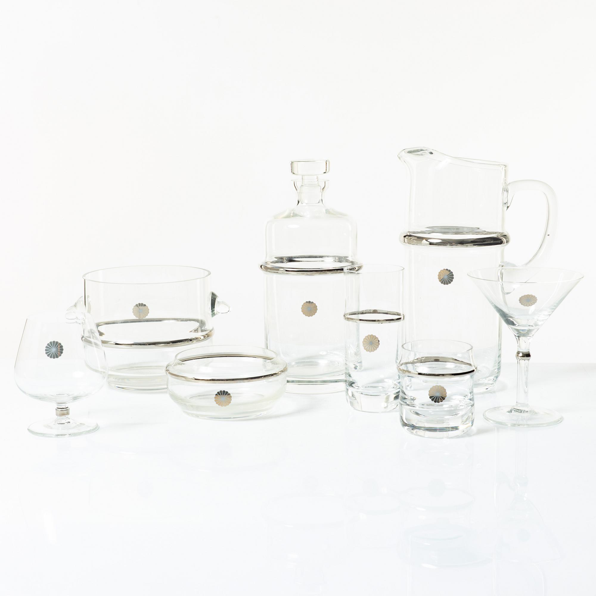 Sigvard Bernadotte, mat- och kaffeservis, 185 delar, "Millennium-line Marianne", Christineholm, Fyrklövern.