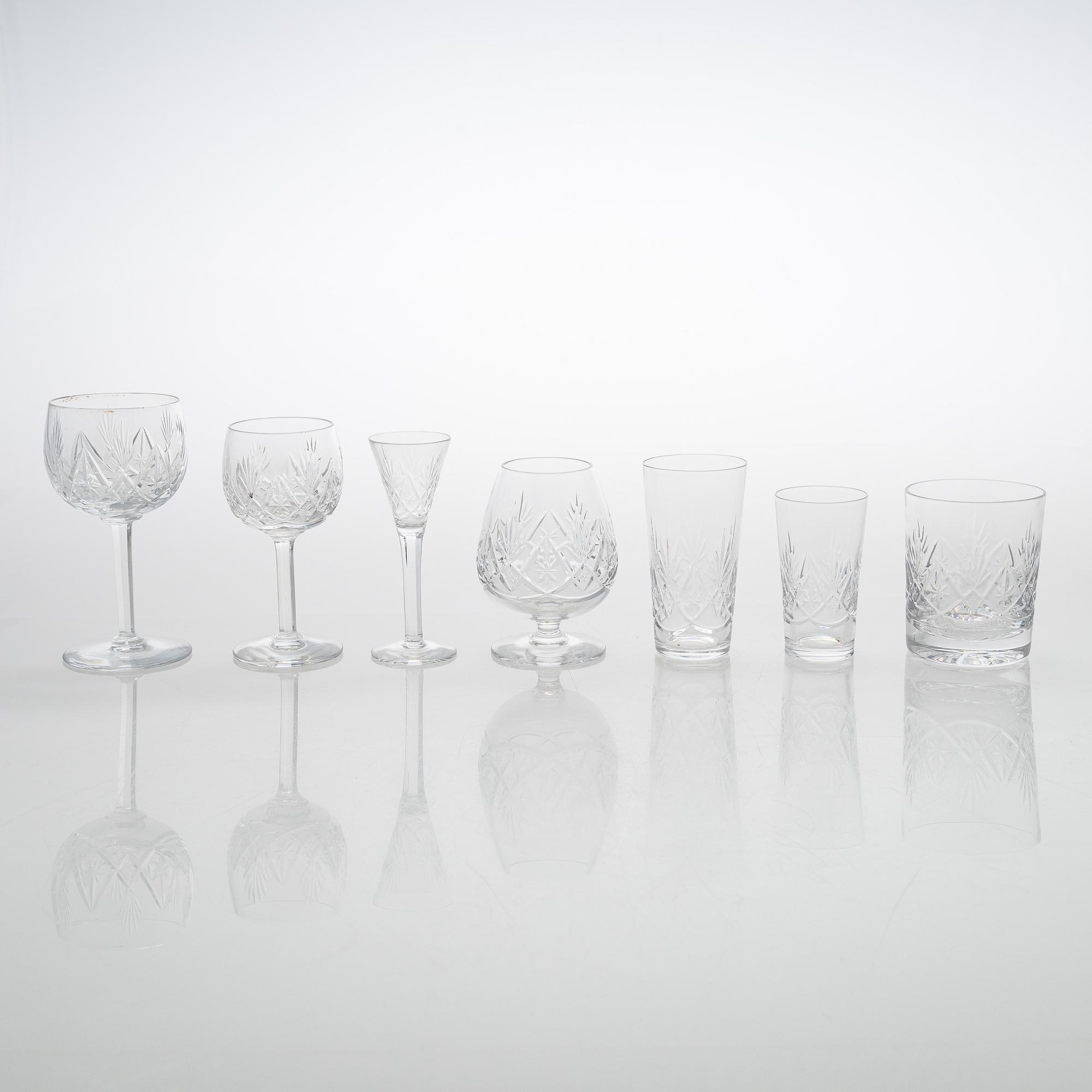An 'Yrjö' crystal glassware set, 58 pieces, Riihimäen Lasi, Finland, latter half of the 20th century.