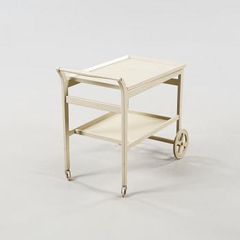 A serving trolley from the 1960s.