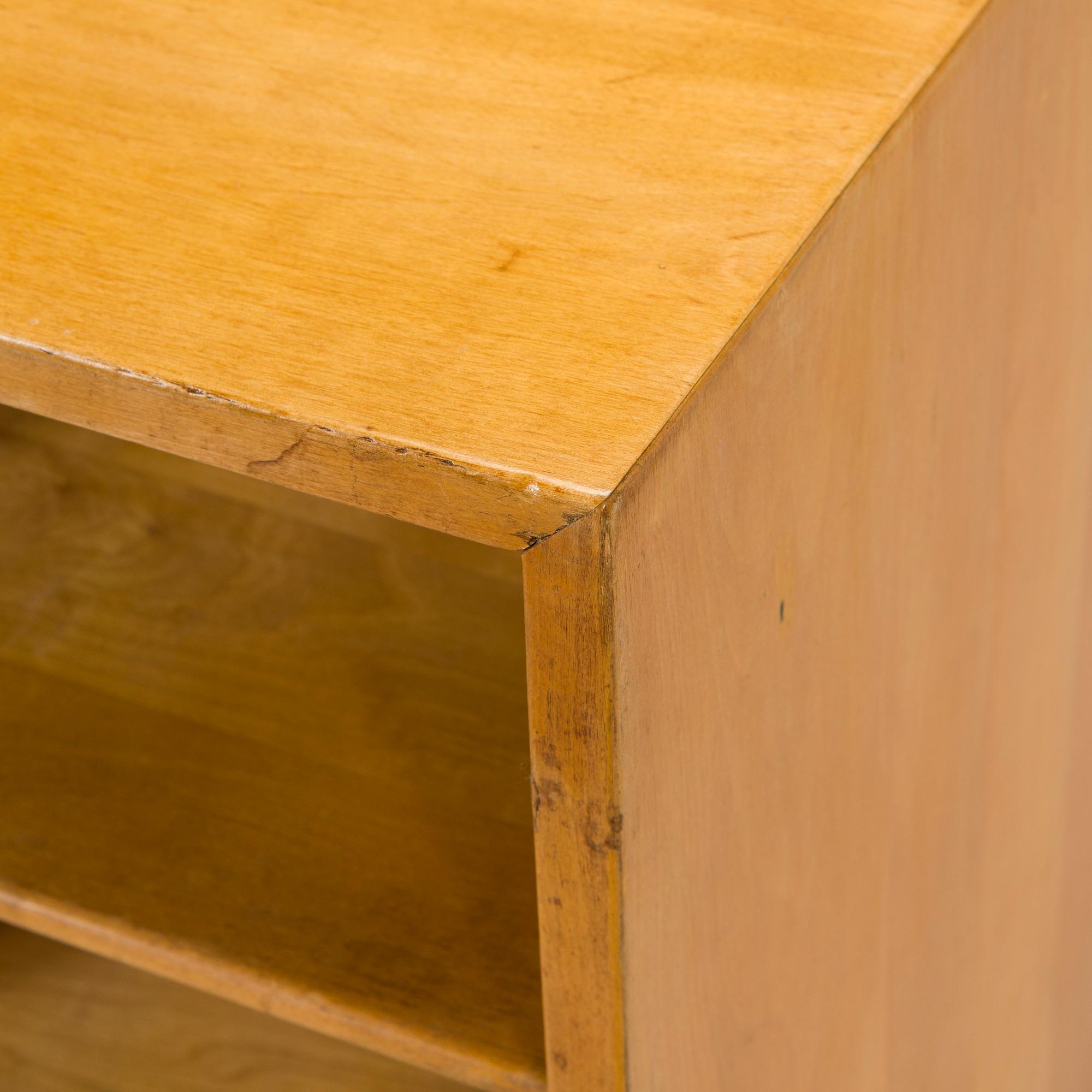 Aino Aalto, An early 1930s 'B96' drawer unit for O.Y. Huonekalu-ja Rakennustyötehdas A.B. Finland.