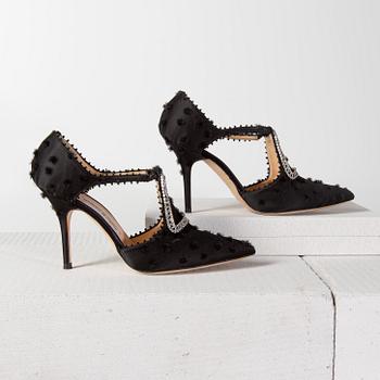 SKOR, Manolo Blahnik, storlek 39½.