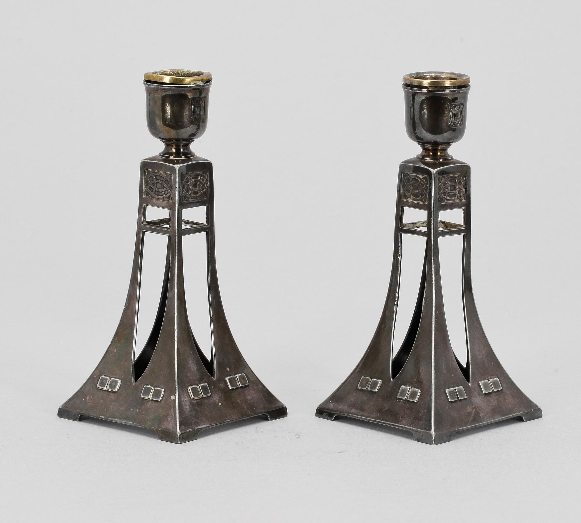 LJUSSTAKAR, ett par, WMF. Jugend 1900-talets början.