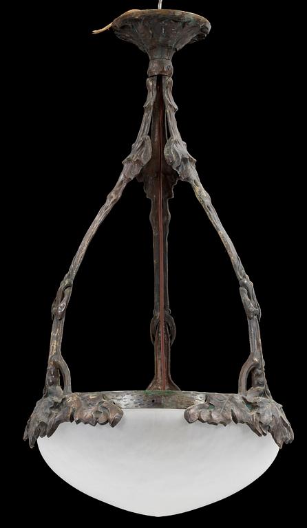 TAKLAMPA, gjuten patinerad mässing o glas, Böhlmarks lampfabrik, jugend, 1900-talets början. H 90.