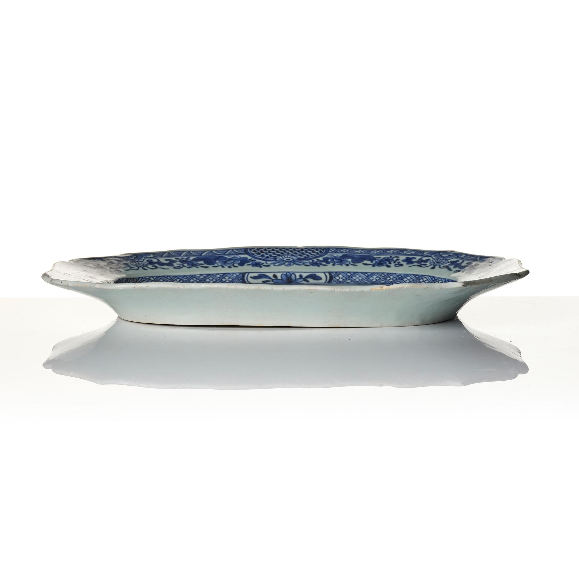 Stekfat, porslin. Qingdynastin, 1700-tal.