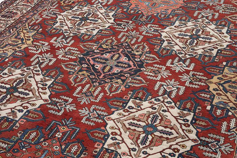 A semi-antique Shalamzār, Chahar Mahal & Bakhtiari area, northwestern Persia (Iran), c. 500 x 379 cm.