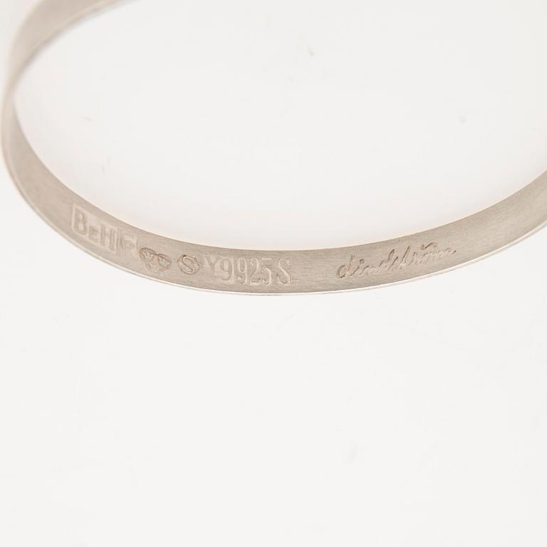 Åke Lindström för Bengt Erik Hallberg, armring, silver med bergkristall, 1973.