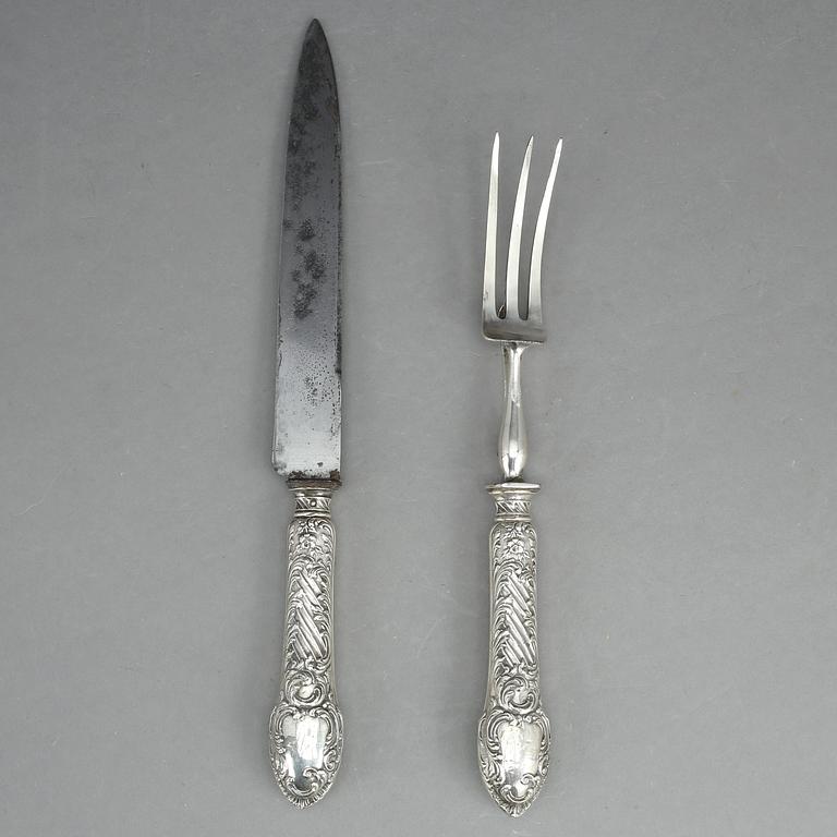 SKINKBESTICK, 2 delar, silver, rokokostil, Henri Gabert, Paris, Frankrike, 1800-talets andra hälft. Tot ca 229 g.