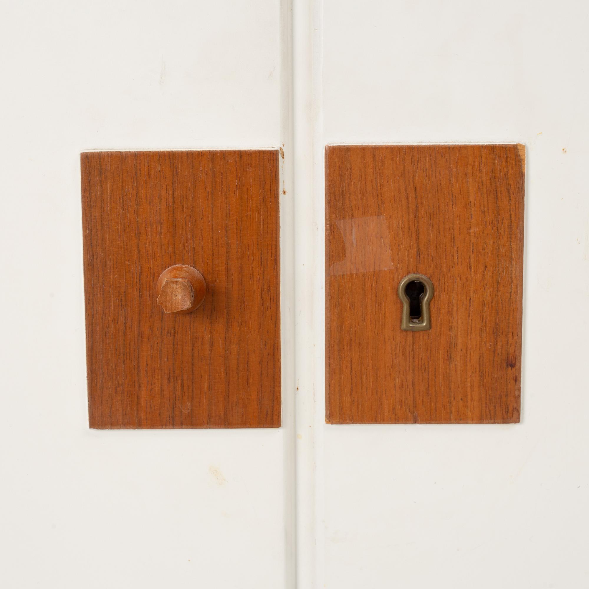 Josef Frank, A bookcase, model B2255, Firma Svenskt Tenn, before 1985.