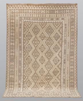 A carpet, kilim, ca 303 x 203 cm.