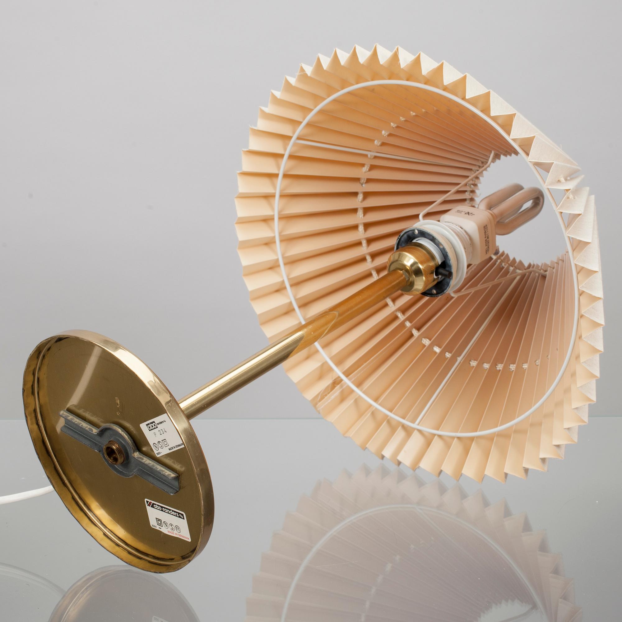 BORDSLAMPA, märkt Abo Randers, Danmark 1900-talets slut.