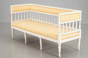 SOFFA, gustaviansk stil, 1900-tal.