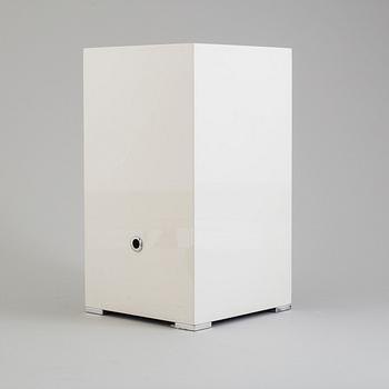 MODALO, winder, ca 18 x 18 x 22 cm.