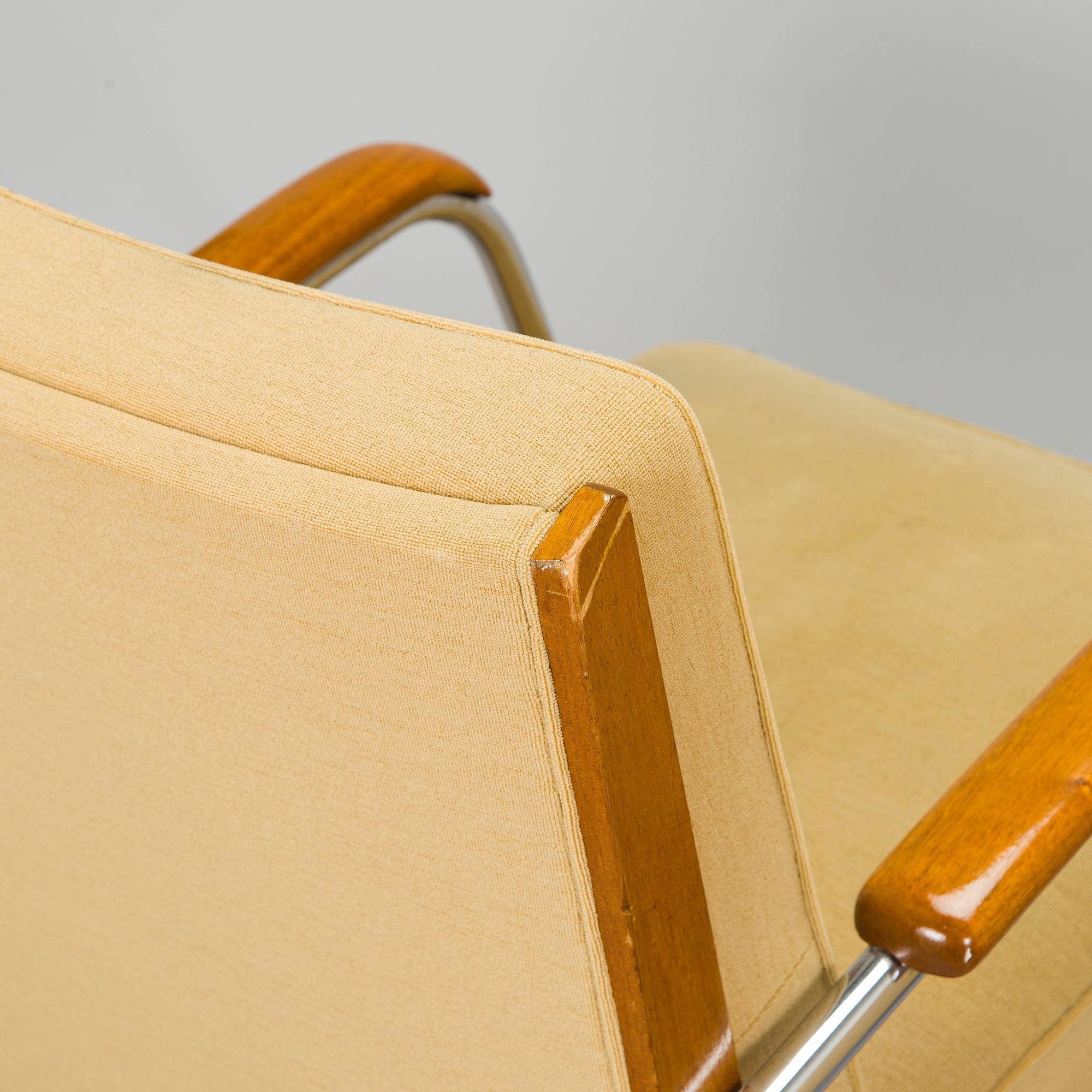 Pauli Blomstedt, a pair of 1930s armchairs and table for Merivaara Ltd.