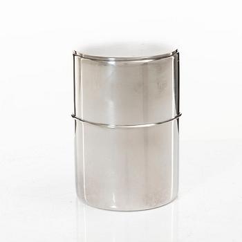 Gunnar Cyrén, A Swedish silver box with lid, company C.G. Hallberg, Stockholm 1957.