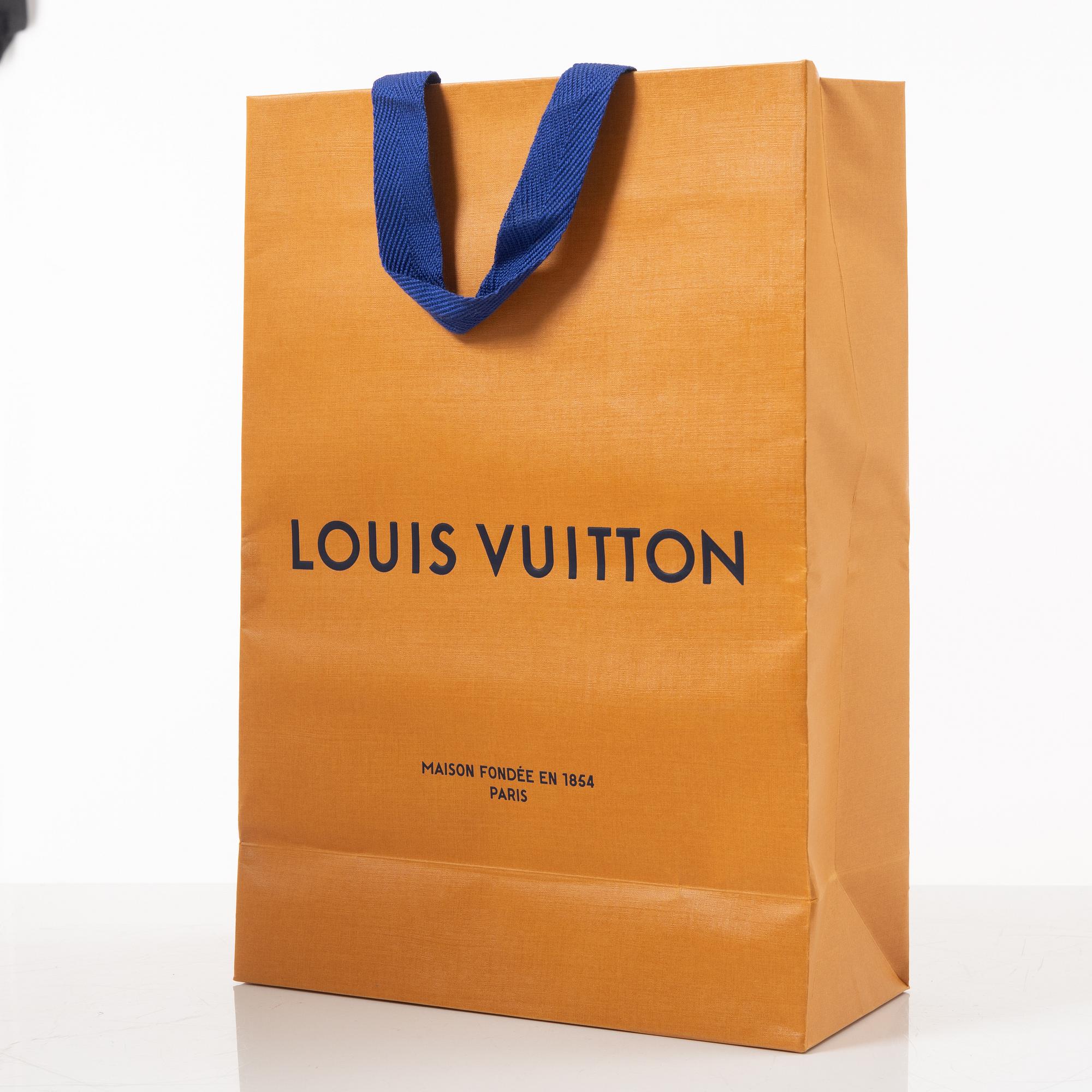 Louis Vuitton, väska, "Fold Me Pouch", 2023.