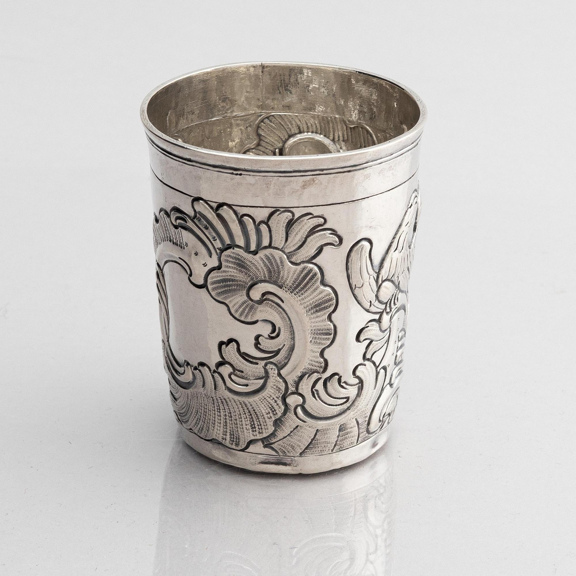 Bägare, silver, otydlig mästarstämpel, Moskva 1768.