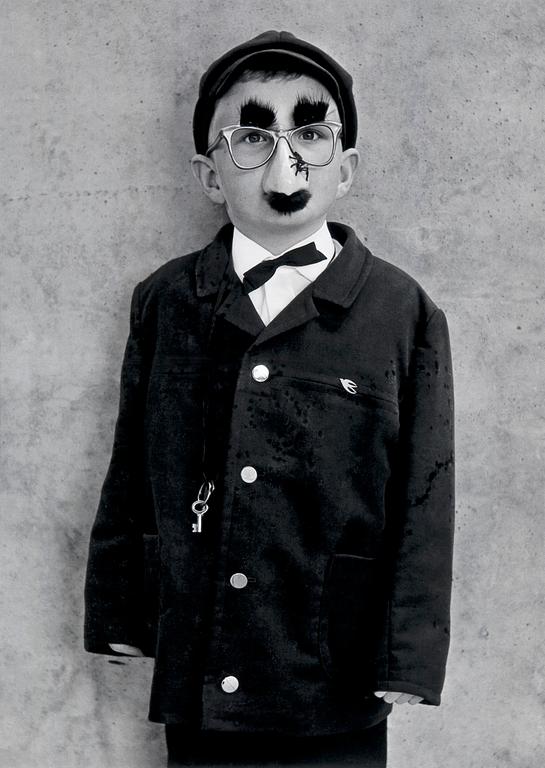 Ismo Hölttö, ISMO HÖLTTÖ, "BOY WEARING JOKE MASK".