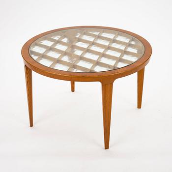 Nils Enström, presumably, a Swedish Modern occasional table produced by Ferdinand Lundqvist & Co, 1940s.