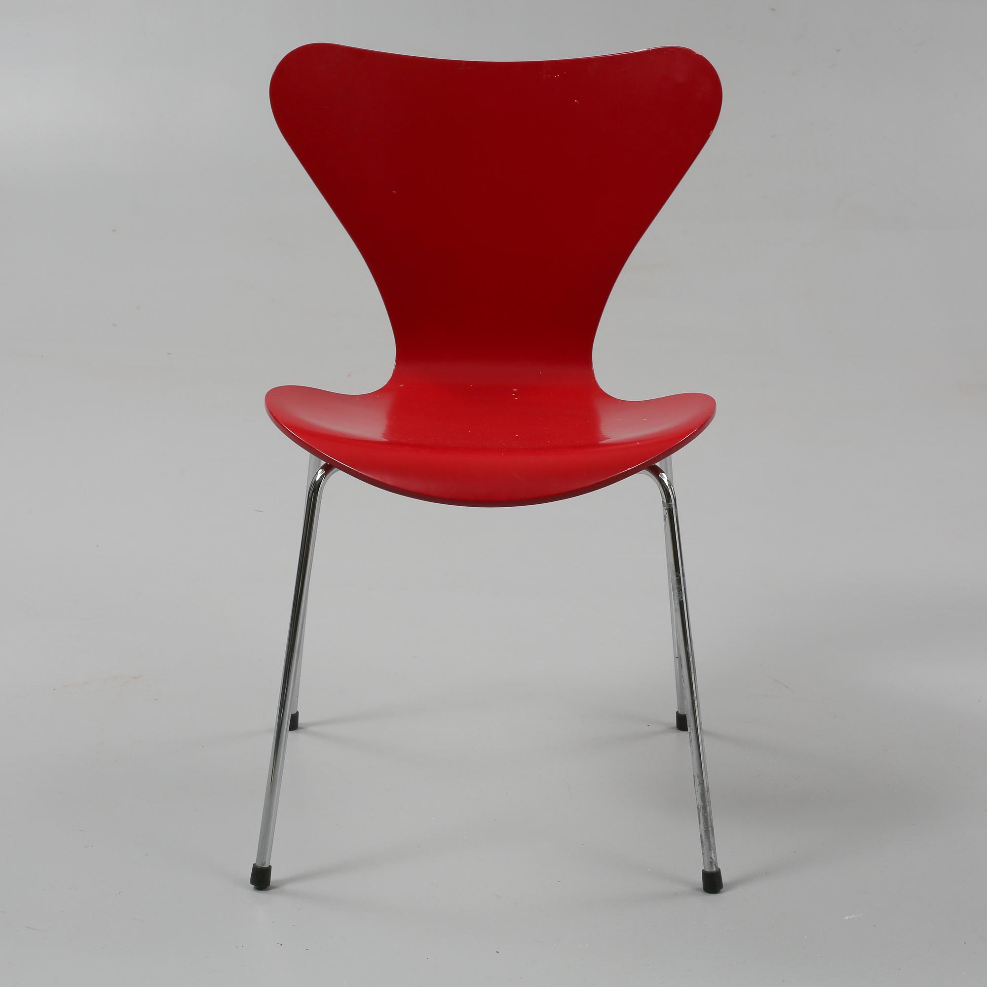 STOL, "Sjuan", Arne Jacobsen för Fritz Hansen, 2005.