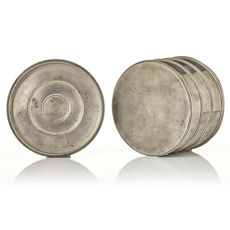 Sylvia Stave, burk med lock, modell 5278, C.G. Hallberg, Stockholm, 1933.
