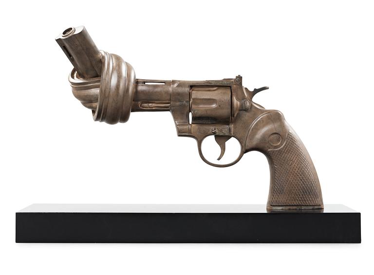 Carl Fredrik Reuterswärd, "Non-violence".