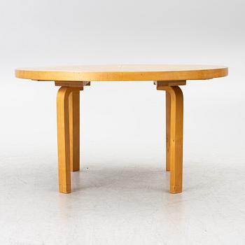 Alvar Aalto, a dining table, model 90, O.Y. Huonekalu- ja Rakennustyötehdas A.B, mid-20th century.