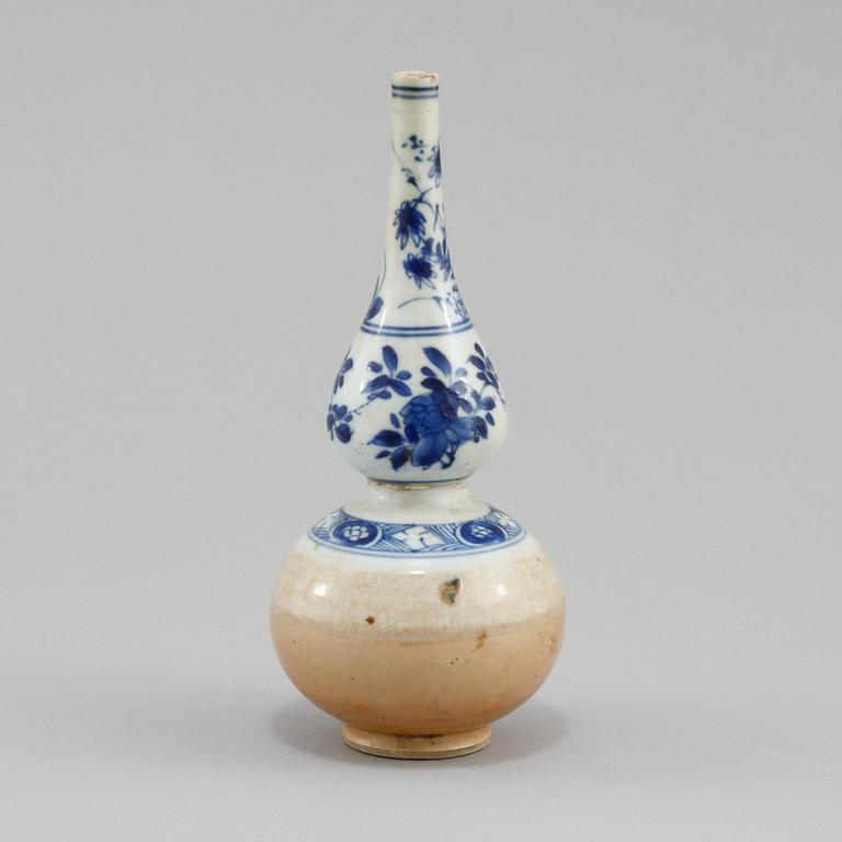 VATTENDROPPARE, porslin, Kina, Kangxi (1662-1722).