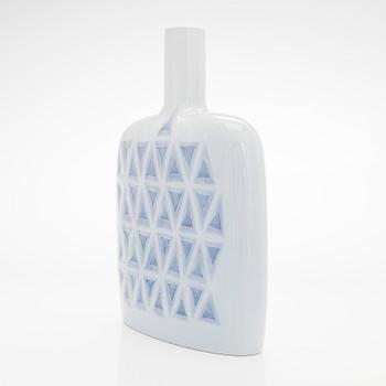 Inkeri Leivo, pullo, posliinia, signeerattu Inkeri Leivo, Arabia.