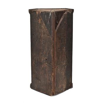 HÖRNSKÅP, allmoge, 1700/1800-tal.