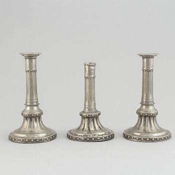 2+1 swedish pewter candlesticks, mark of Martin Gustaf Moberg, Jönköping 1791-93.
