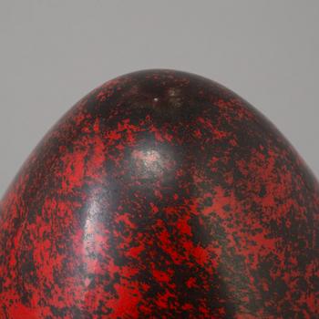 Hans Hedberg, a faience egg, Biot, France.