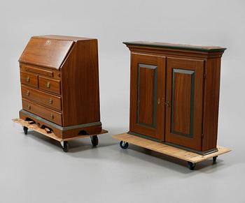 SKRIVSKÅP, daterat 1829.