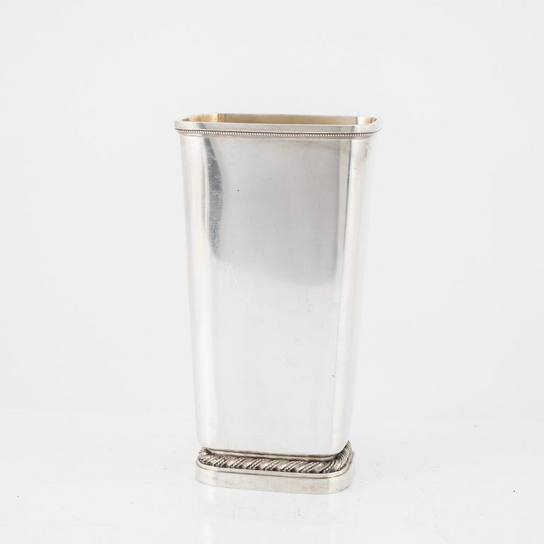 Atelier Borgila, a sterling silver vase, Stockholm 1965.