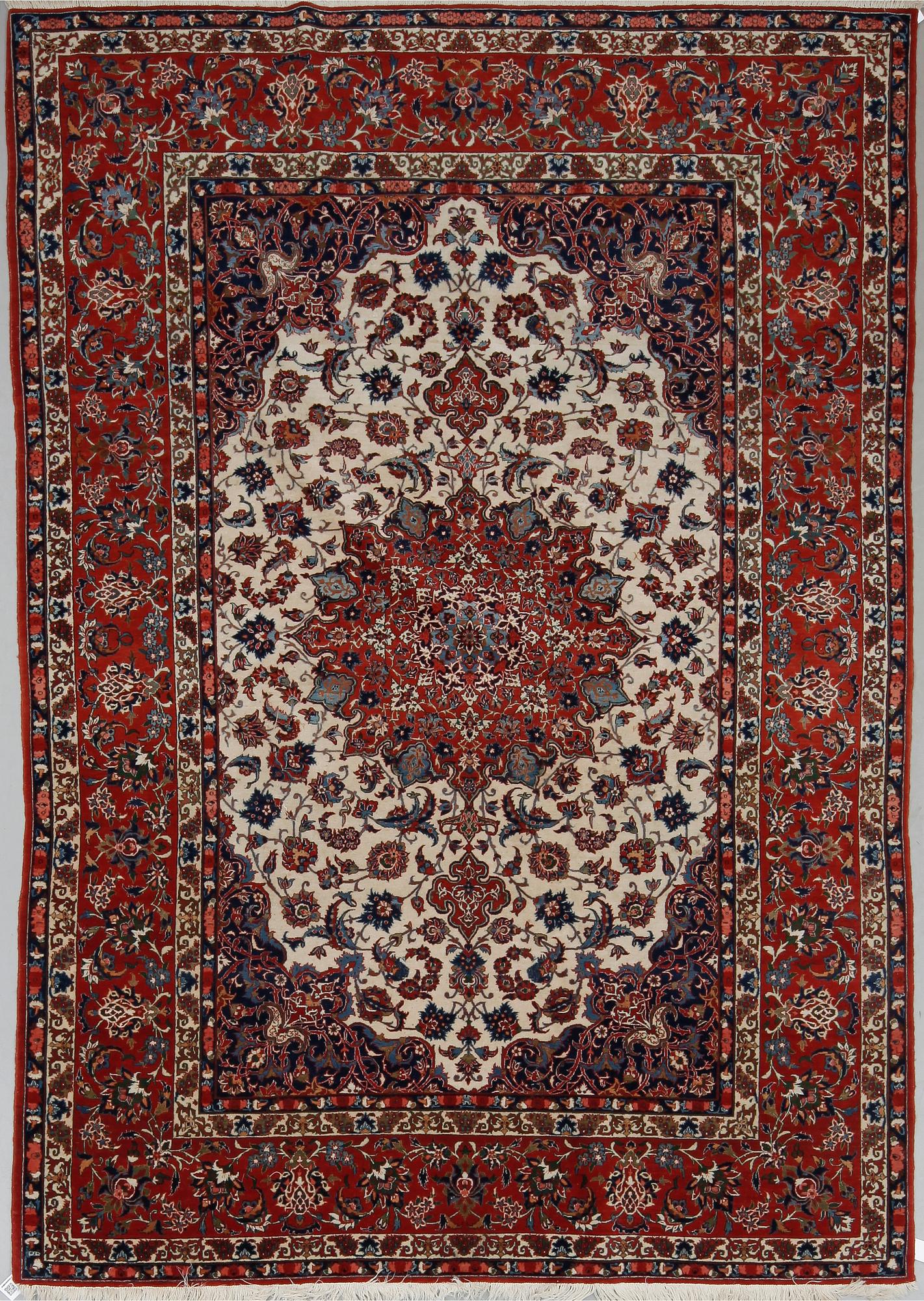MATTA, semiantik/old, Isfahan, ca 296x211 cm.