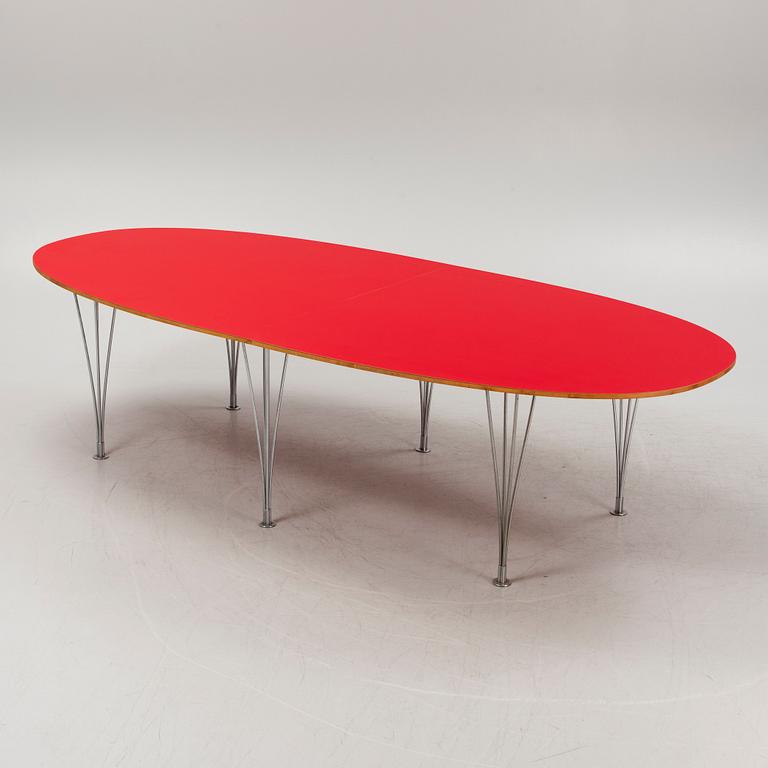 Bruno Mathsson & Piet Hein, a 'Superellips' dining table, 21st century.