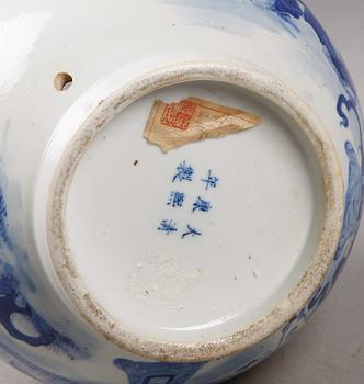 VAS, porslin, Kangxi-stil, Kina, 1900-tal.