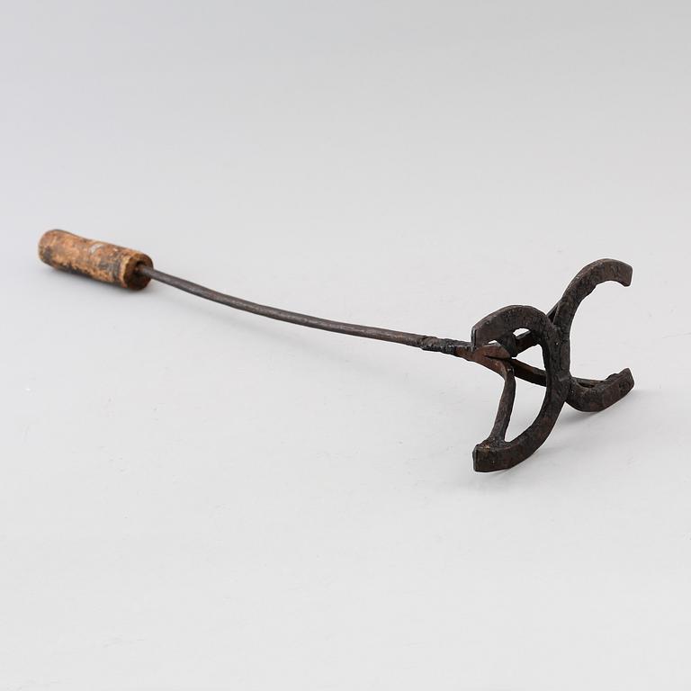 BRÄNNJÄRN, smide, 1700-tal.